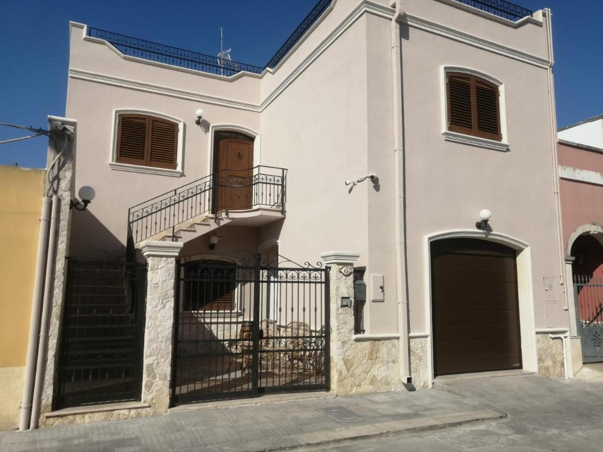 Casa Vacanze Campi Salentina Exteriér fotografie