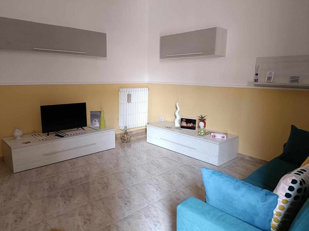 Casa Vacanze Campi Salentina Exteriér fotografie